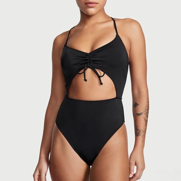 Victoria’s Secret swimsuit - Picture 5 of 6